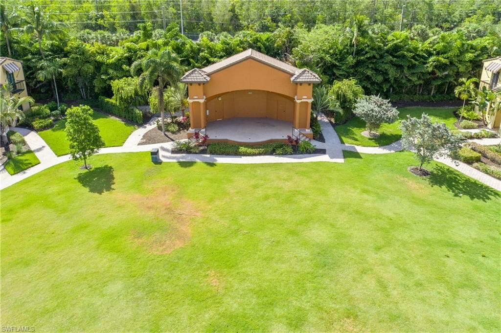 8949 Malibu St 303, Naples, FL 34113-33