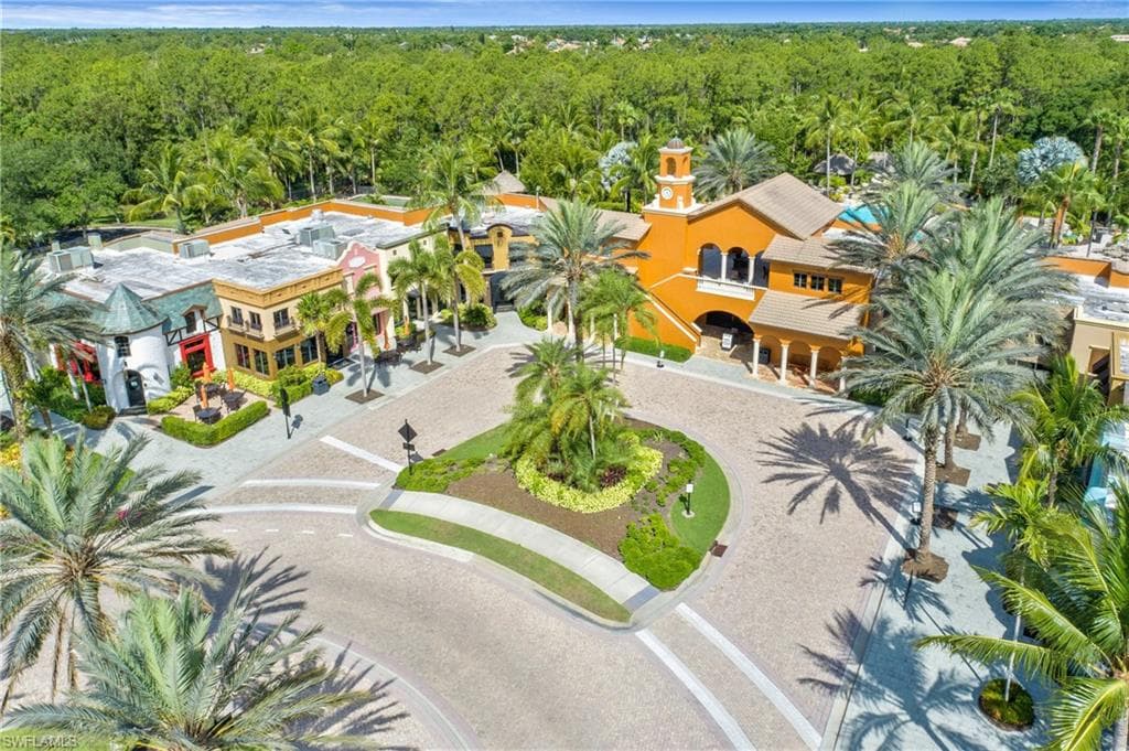 8949 Malibu St 303, Naples, FL 34113-34