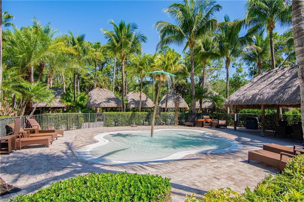 8949 Malibu St 303, Naples, FL 34113-39