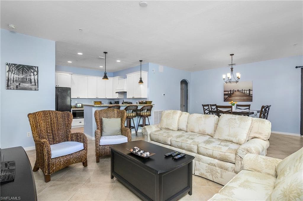 8949 Malibu St 303, Naples, FL 34113-8