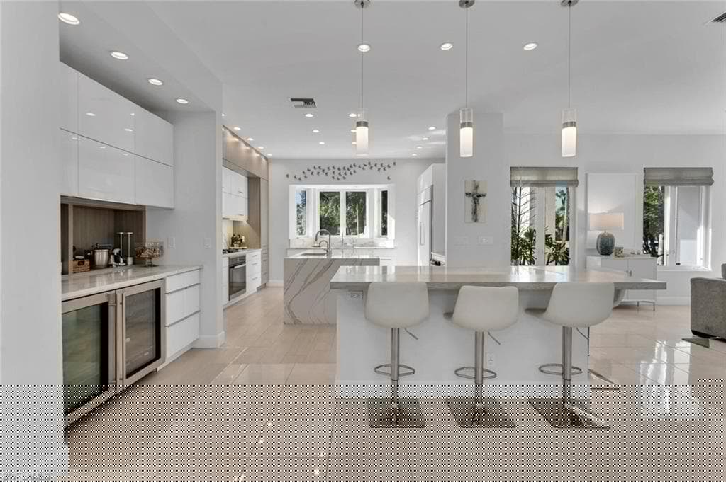 405 Rudder Rd, Naples, FL 34102-15