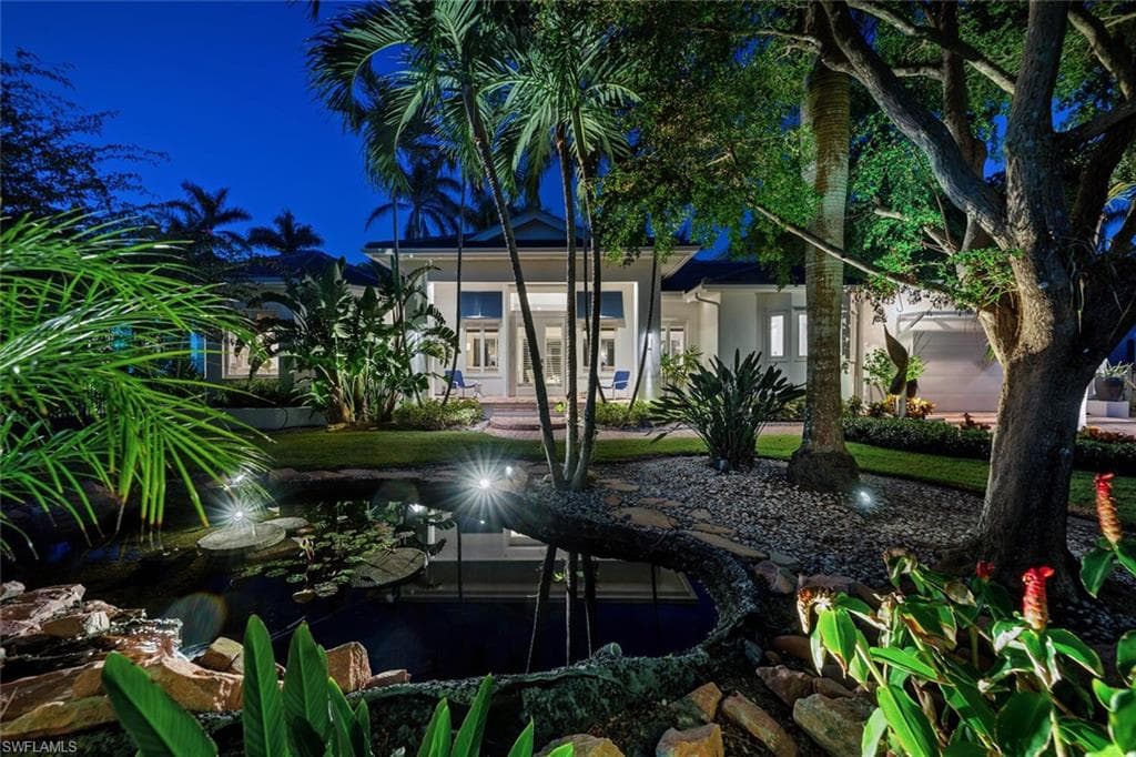 405 Rudder Rd, Naples, FL 34102-32