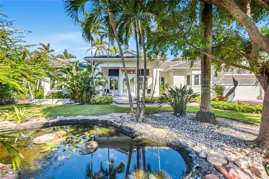405 Rudder Rd, Naples, FL 34102-4