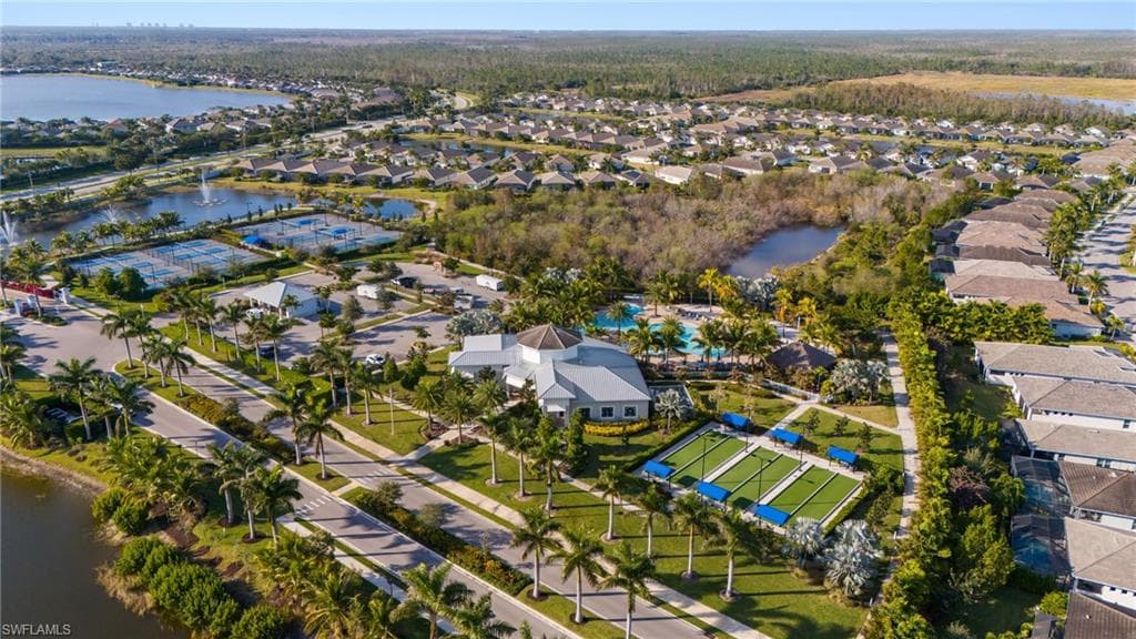 28255 Captiva Shell Loop, Bonita Springs, FL 34135-36