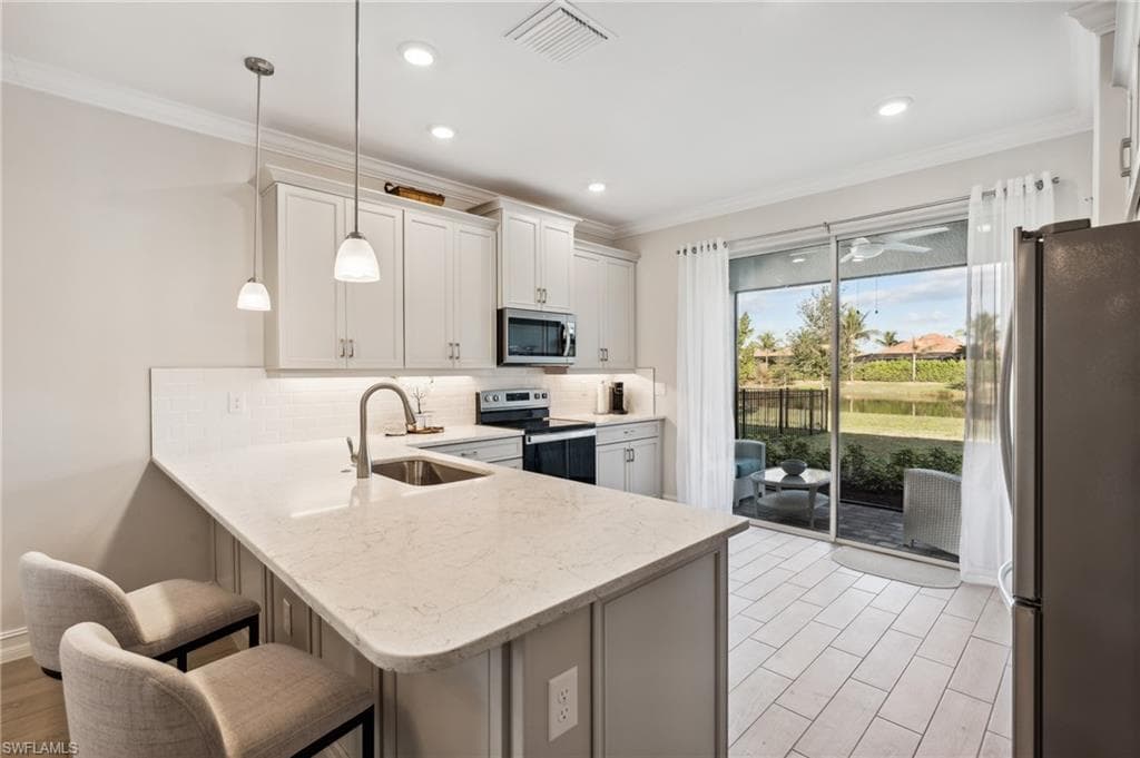 28255 Captiva Shell Loop, Bonita Springs, FL 34135-8