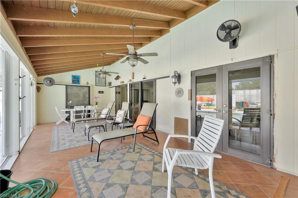 203 6th St W, Bonita Springs, FL 34134-36