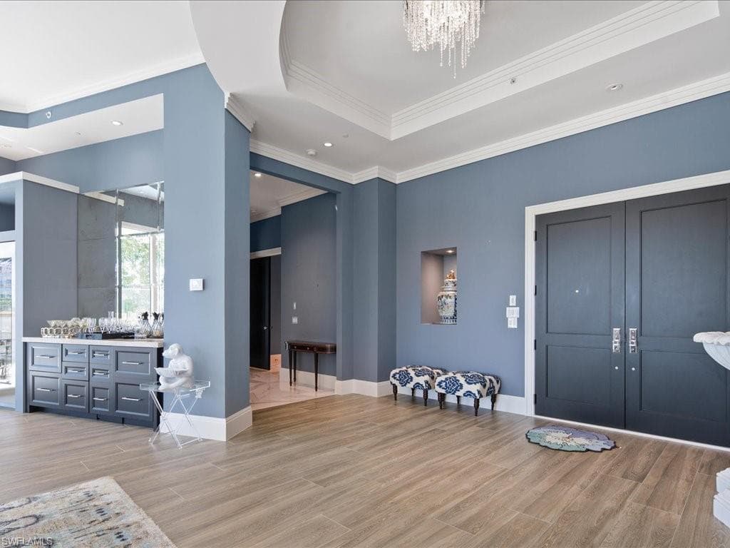 13665 Vanderbilt Dr 201, Naples, FL 34110-13