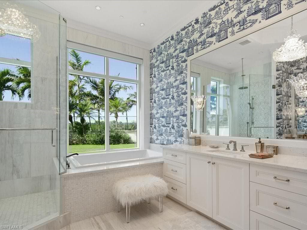 13665 Vanderbilt Dr 201, Naples, FL 34110-18