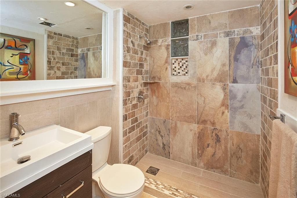 1336 Crayton Rd 2, Naples, FL 34102-12