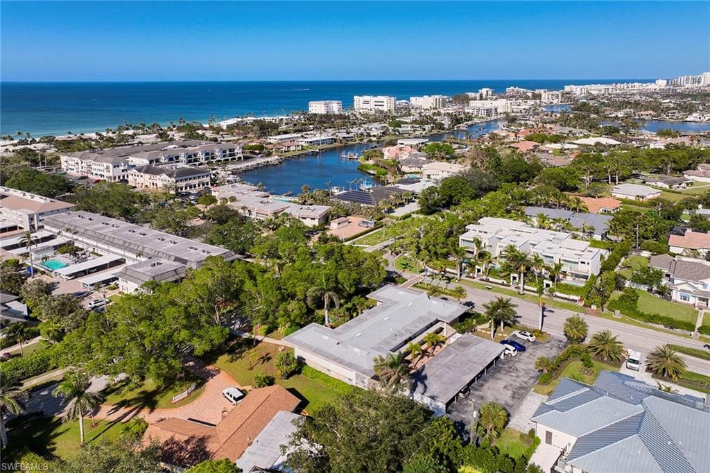 1336 Crayton Rd 2, Naples, FL 34102-3