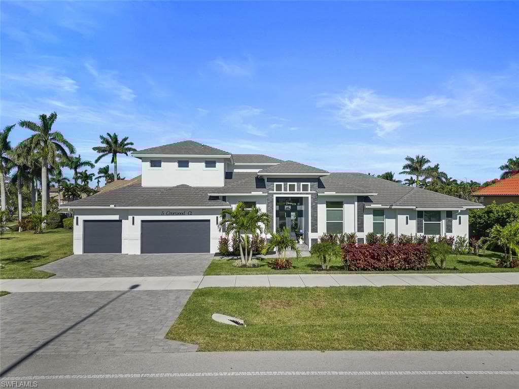 5 Covewood Ct, Marco Island, FL 34145-3