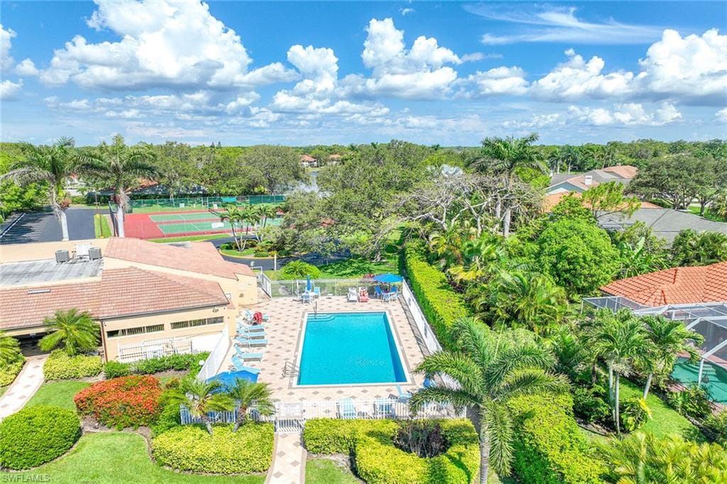 737 Landover Ct 102, Naples, FL 34104-6