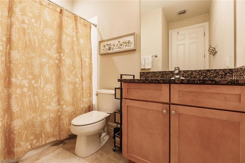 9153 Chula Vista St 13204, Naples, FL 34113-28