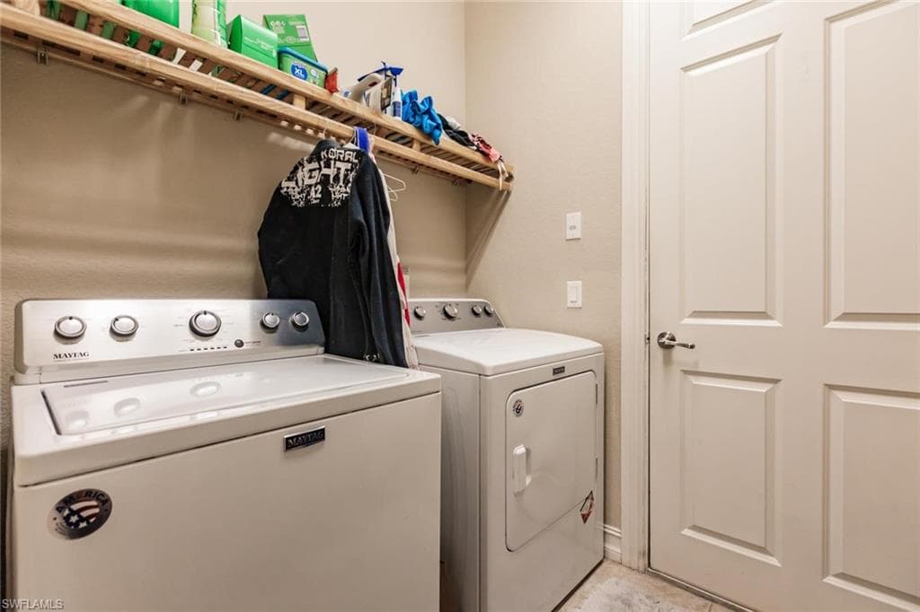 9153 Chula Vista St 13204, Naples, FL 34113-31