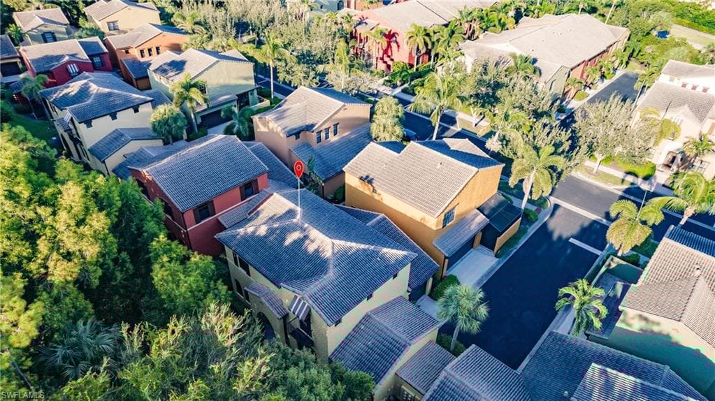 9153 Chula Vista St 13204, Naples, FL 34113-38