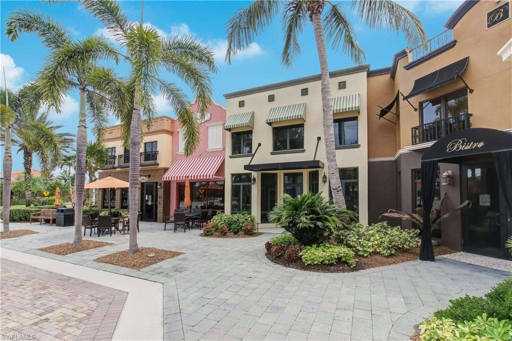9153 Chula Vista St 13204, Naples, FL 34113-43