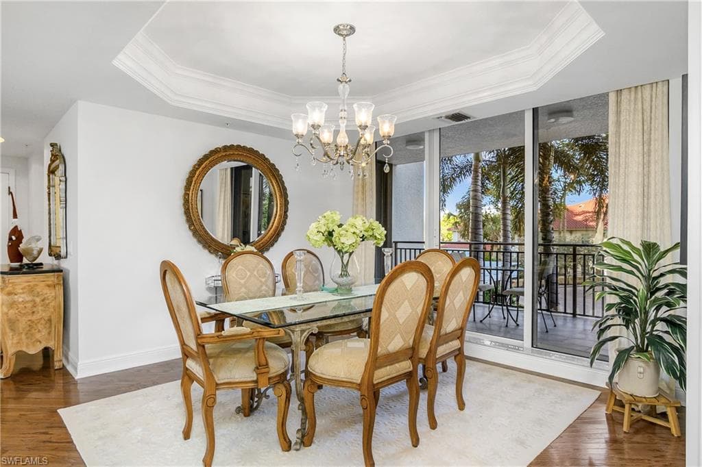 7225 Pelican Bay Blvd 203, Naples, FL 34108-9