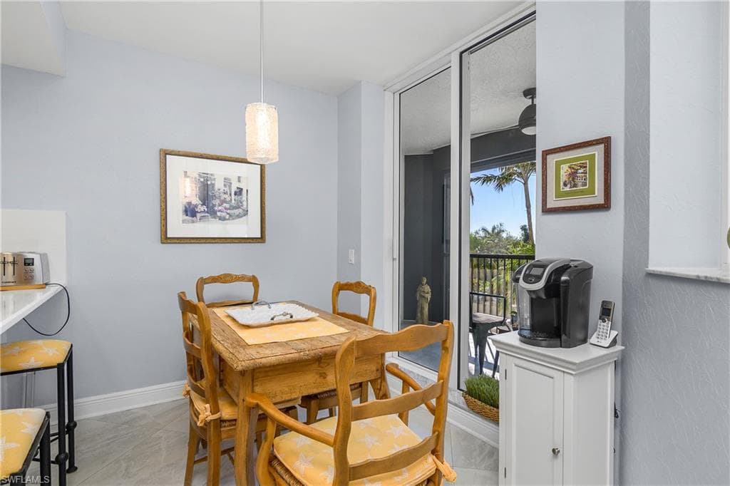 7225 Pelican Bay Blvd 203, Naples, FL 34108-14