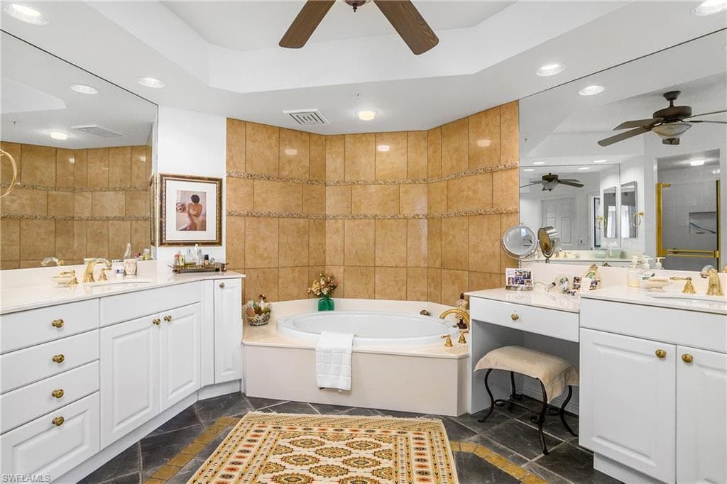7225 Pelican Bay Blvd 203, Naples, FL 34108-18