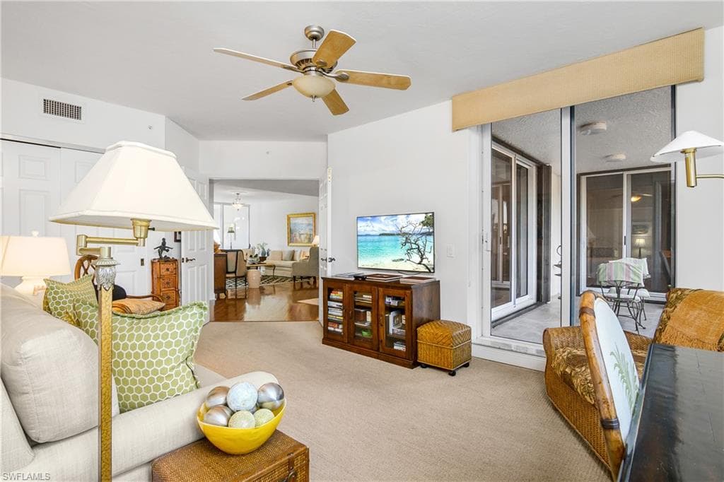 7225 Pelican Bay Blvd 203, Naples, FL 34108-21