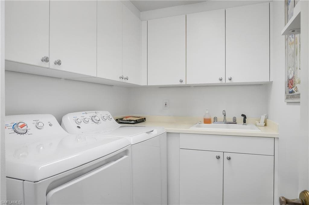 7225 Pelican Bay Blvd 203, Naples, FL 34108-25