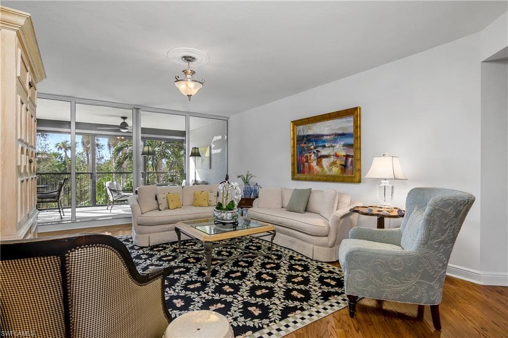 7225 Pelican Bay Blvd 203, Naples, FL 34108-8