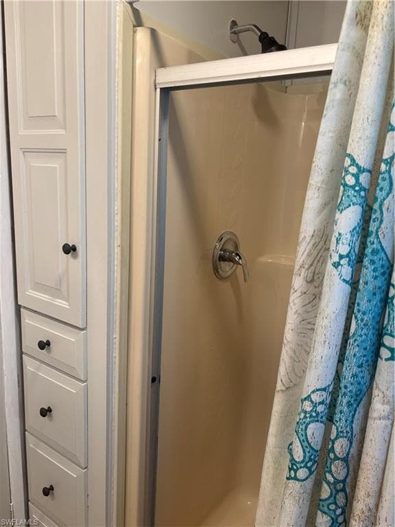 38 Island Lake Ln, Naples, FL 34114-17
