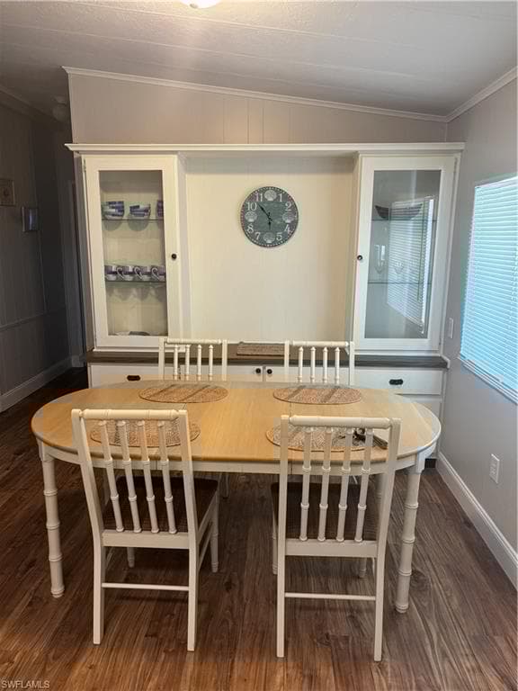 38 Island Lake Ln, Naples, FL 34114-8