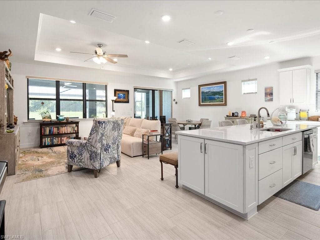 1778 Terreno Blvd, Naples, FL 34120-10