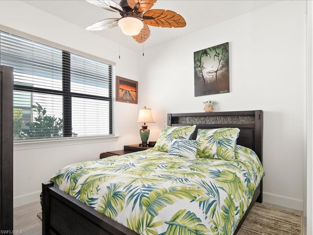 1778 Terreno Blvd, Naples, FL 34120-24