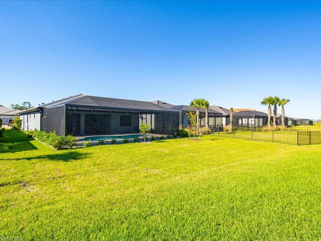 1778 Terreno Blvd, Naples, FL 34120-31