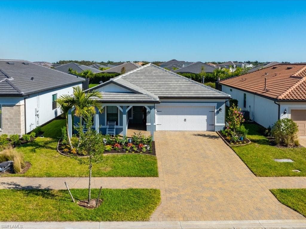 1778 Terreno Blvd, Naples, FL 34120-3