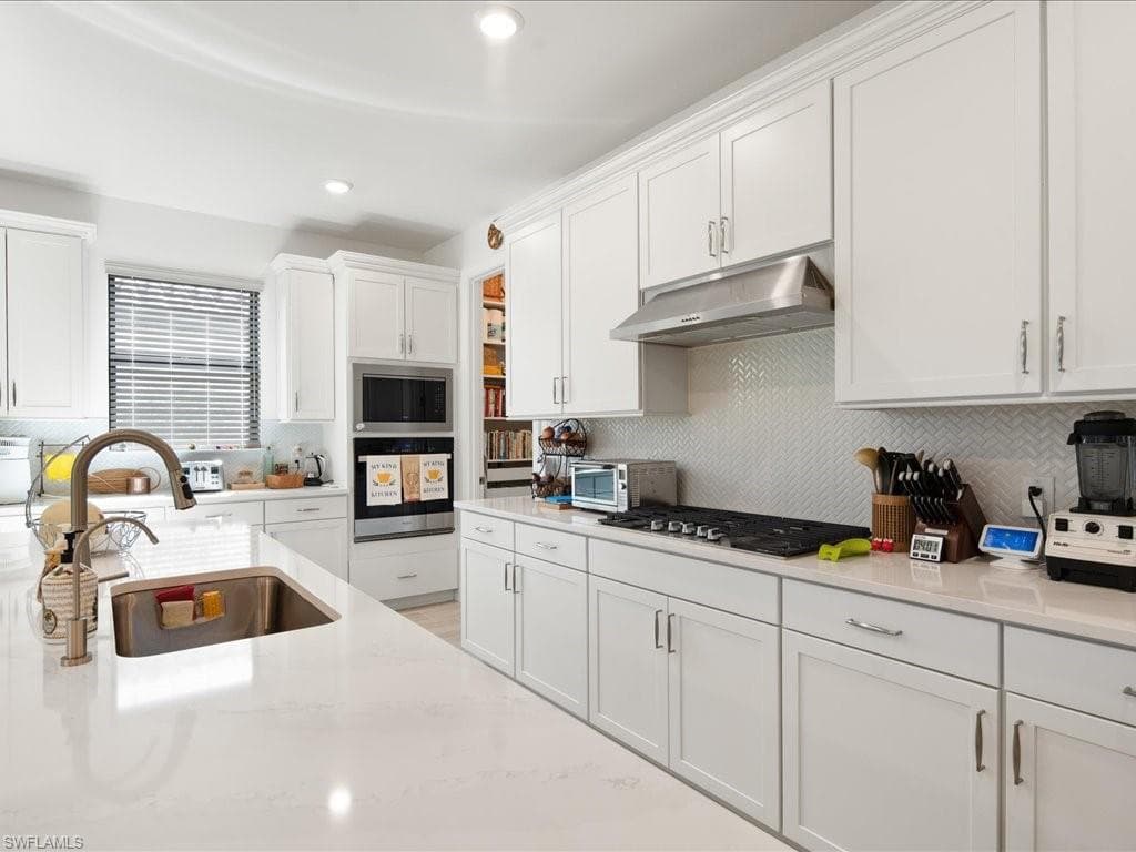 1778 Terreno Blvd, Naples, FL 34120-7