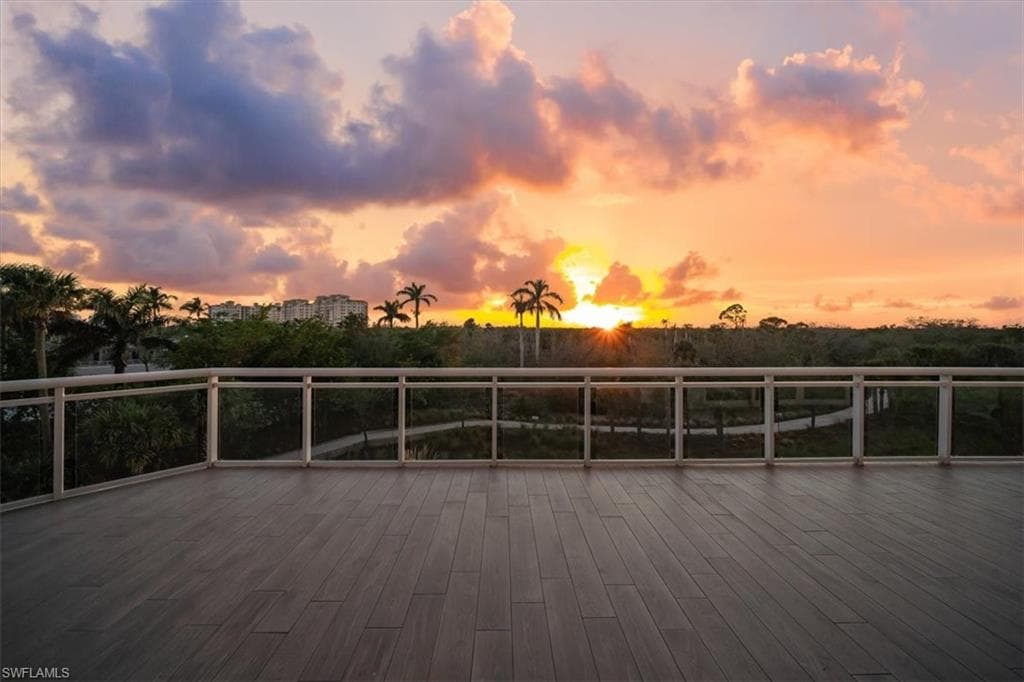 13915 Old Coast Rd 301, Naples, FL 34110-25