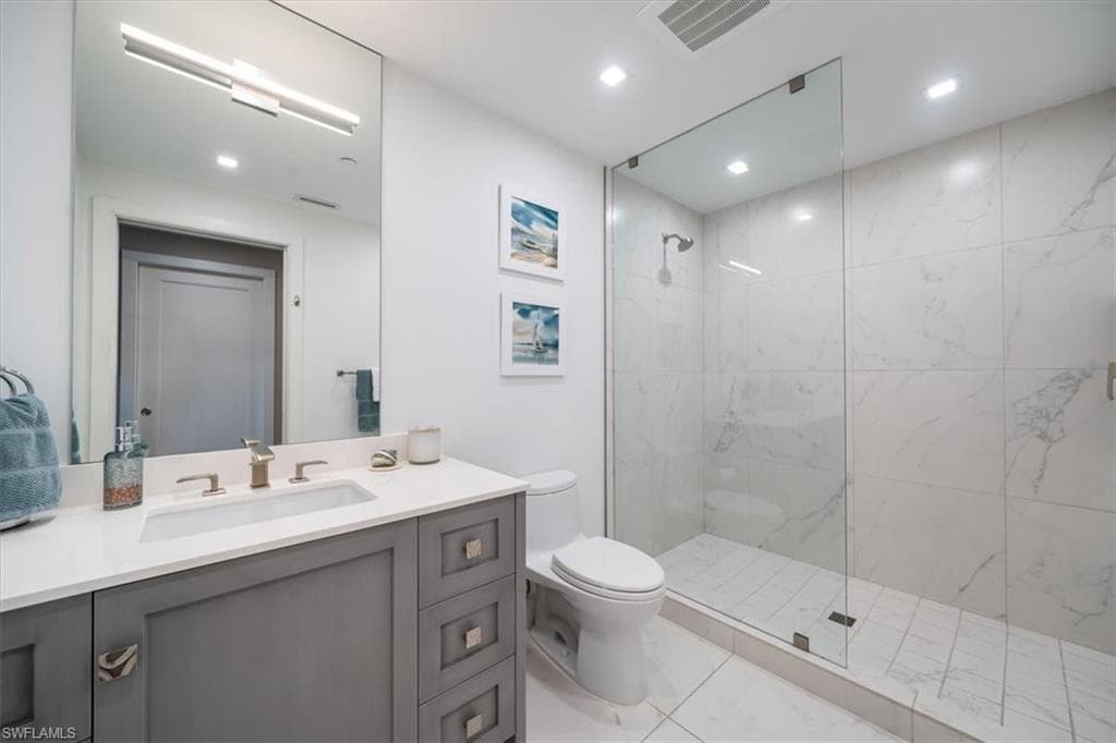 13915 Old Coast Rd 301, Naples, FL 34110-29