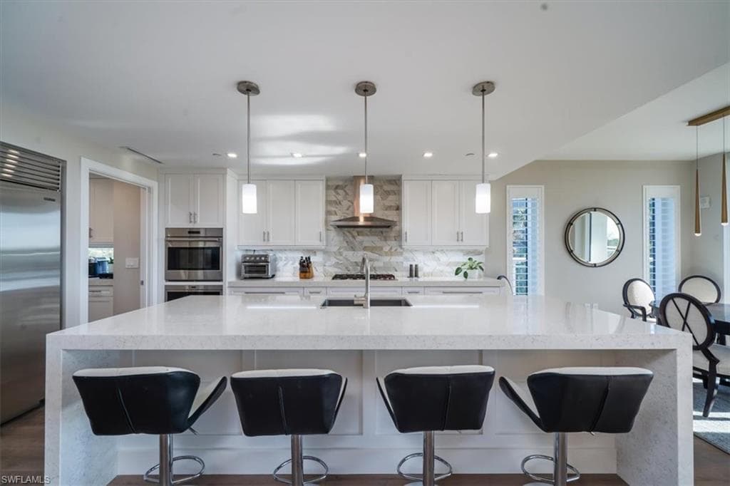 13915 Old Coast Rd 301, Naples, FL 34110-3