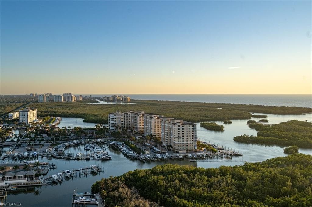 13915 Old Coast Rd 301, Naples, FL 34110-49