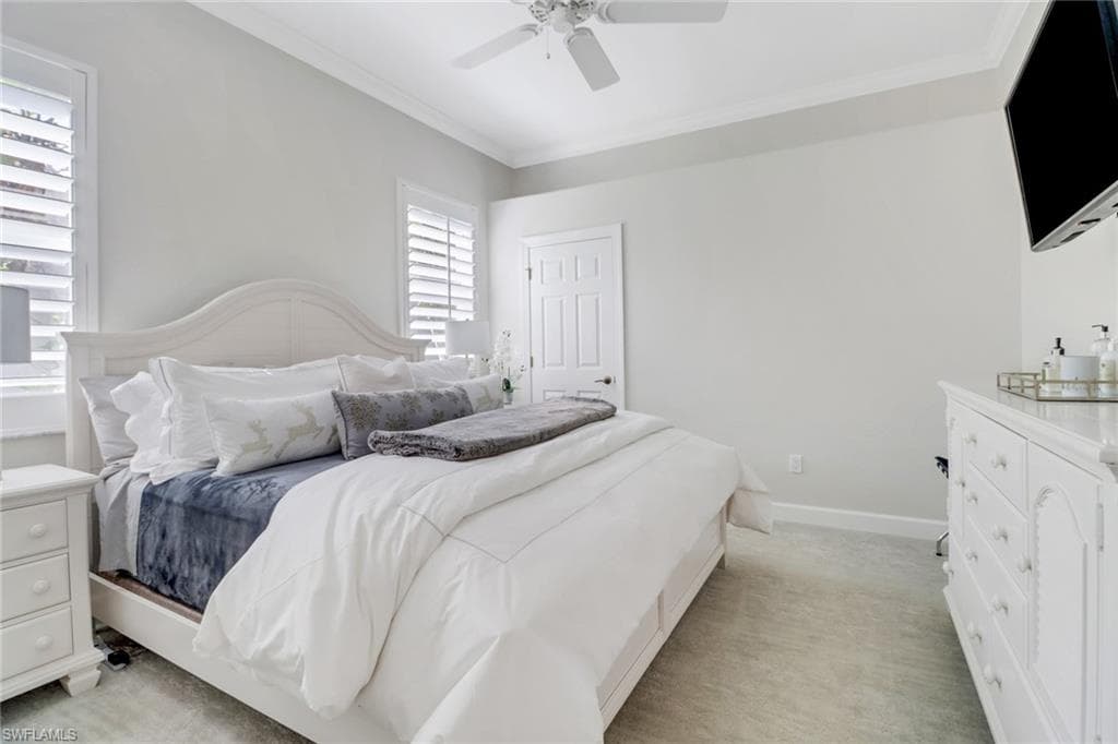 8768 Mustang Island Cir, Naples, FL 34113-13