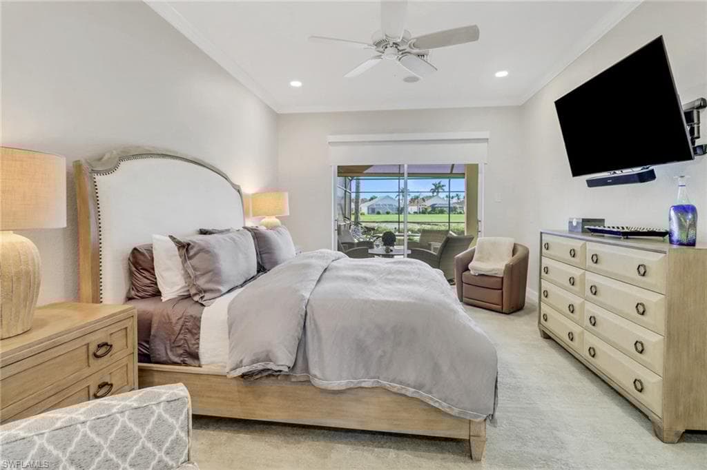 8768 Mustang Island Cir, Naples, FL 34113-18