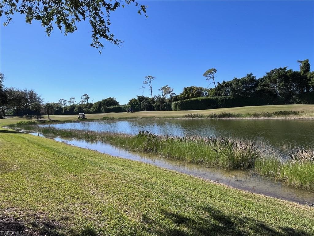 2805 Cypress Trace Cir 204, Naples, FL 34119-38