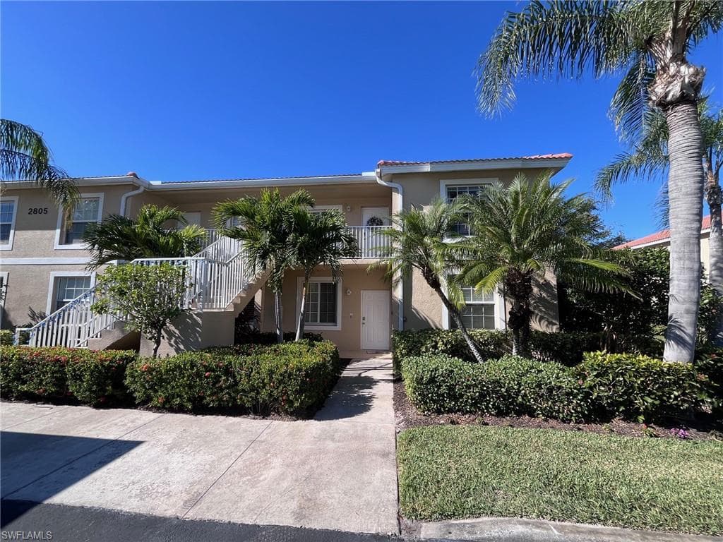 2805 Cypress Trace Cir 204, Naples, FL 34119-40