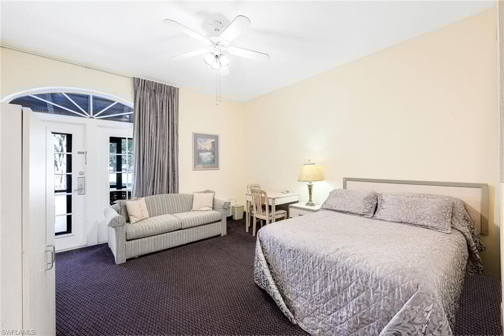 25000 Tamiami Trl E E162, Naples, FL 34114-11