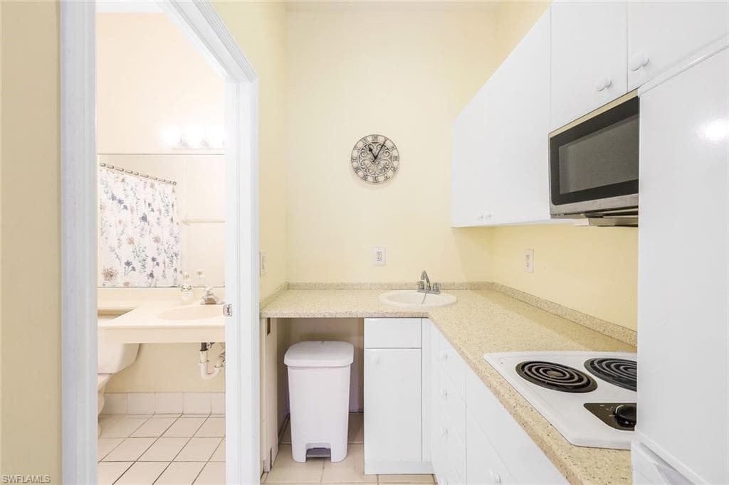 25000 Tamiami Trl E E162, Naples, FL 34114-6