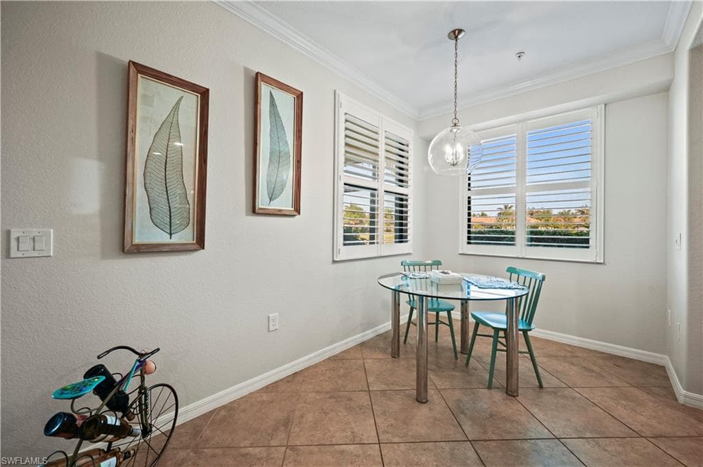 3159 Serena Ln 102, Naples, FL 34114-18