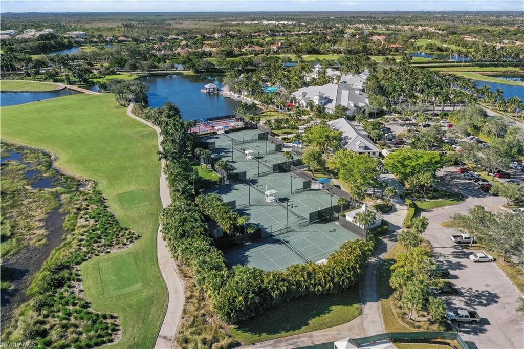 3159 Serena Ln 102, Naples, FL 34114-35