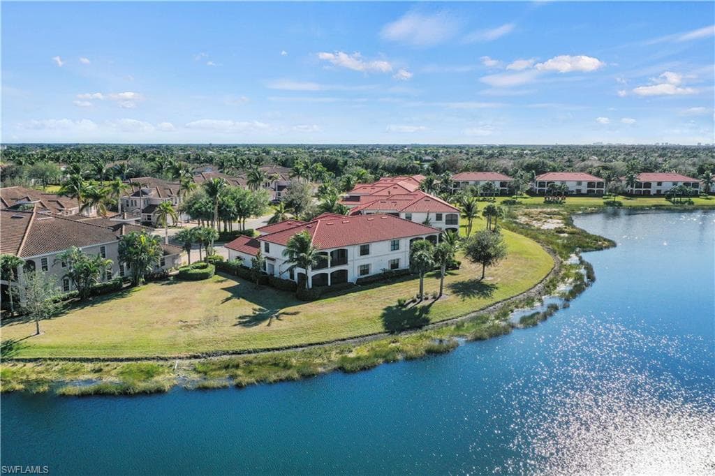 3159 Serena Ln 102, Naples, FL 34114-4