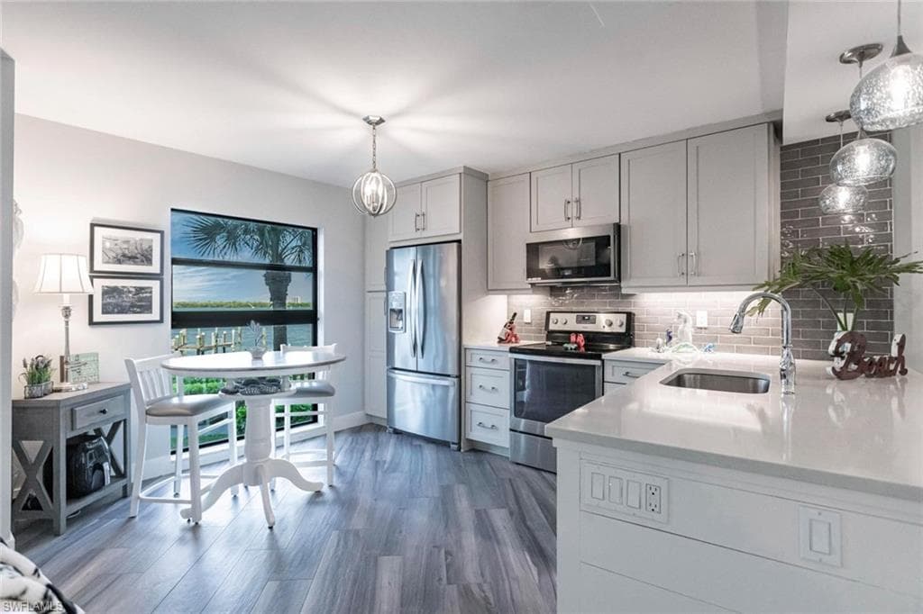 1085 Bald Eagle Dr B205, Marco Island, FL 34145-10