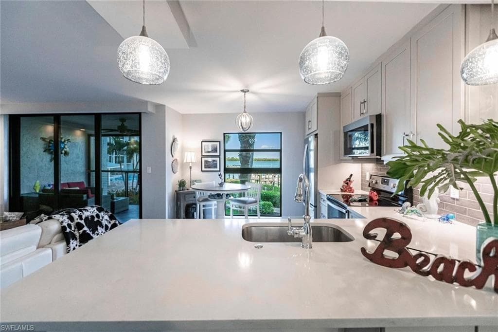 1085 Bald Eagle Dr B205, Marco Island, FL 34145-11