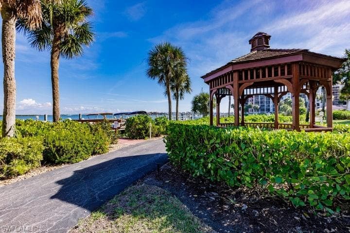 1085 Bald Eagle Dr B205, Marco Island, FL 34145-38