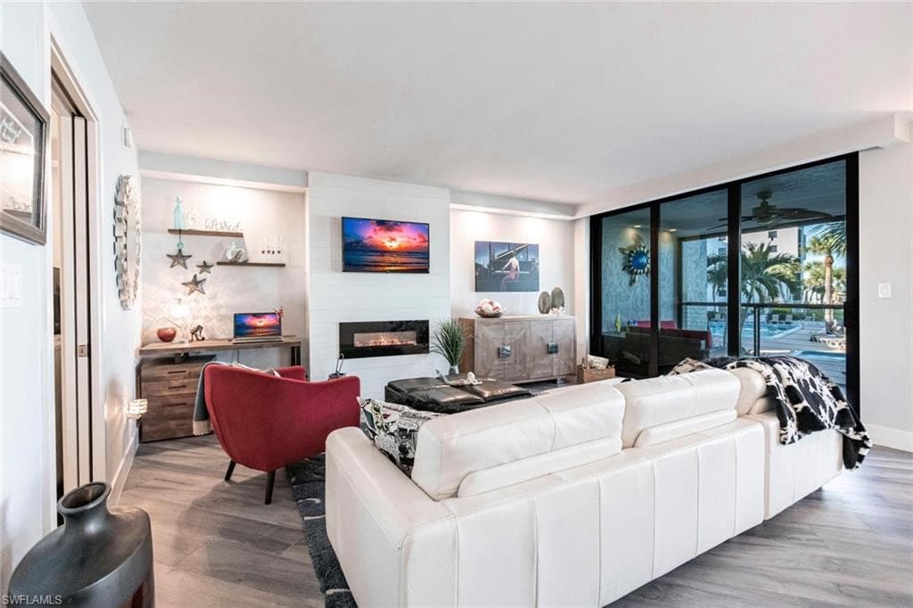 1085 Bald Eagle Dr B205, Marco Island, FL 34145-3